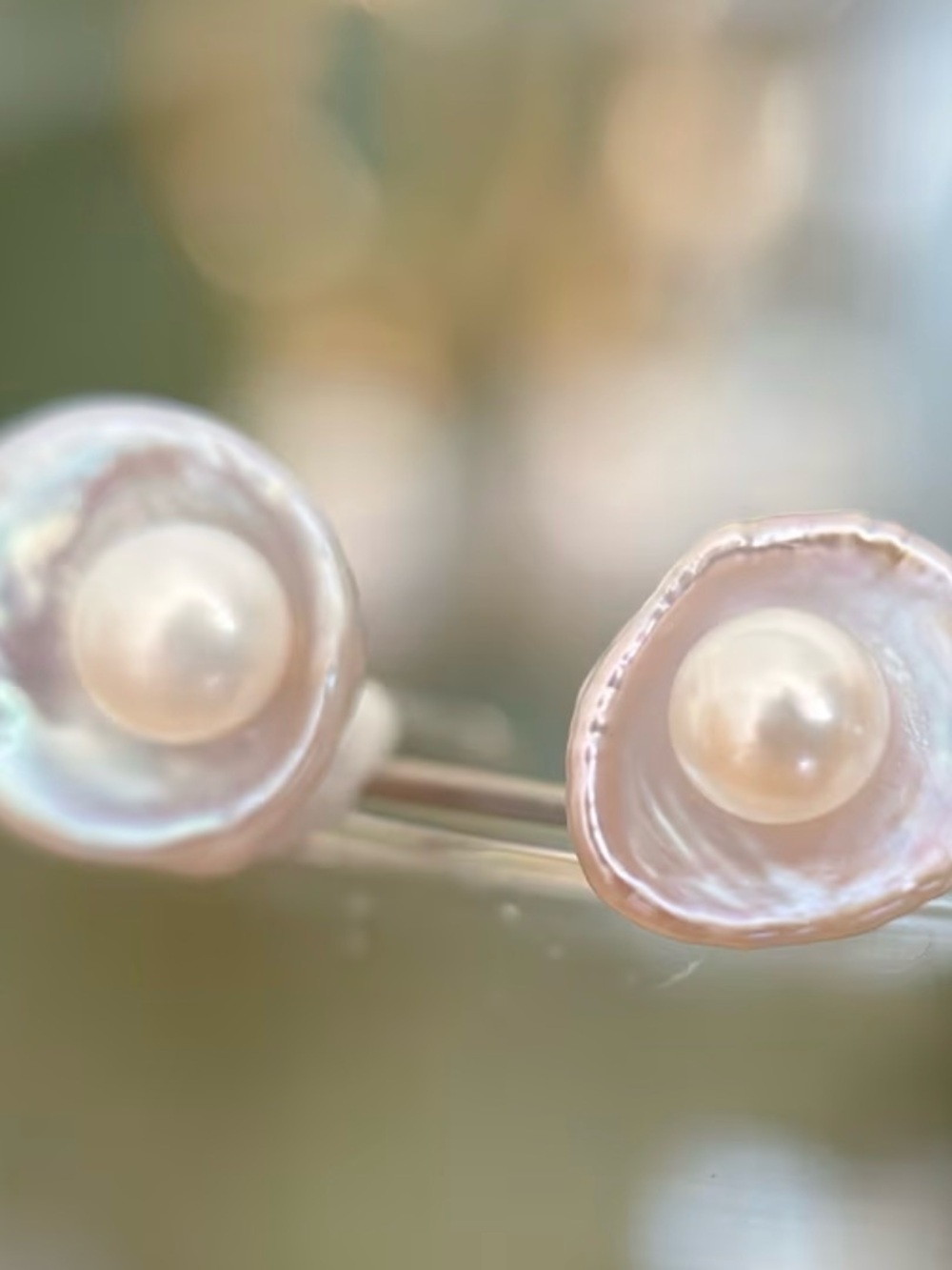 Freshwater Pearl Shell Stud Earrings - Pink Pearl